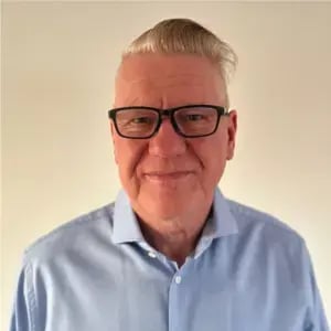 Stephen Owen